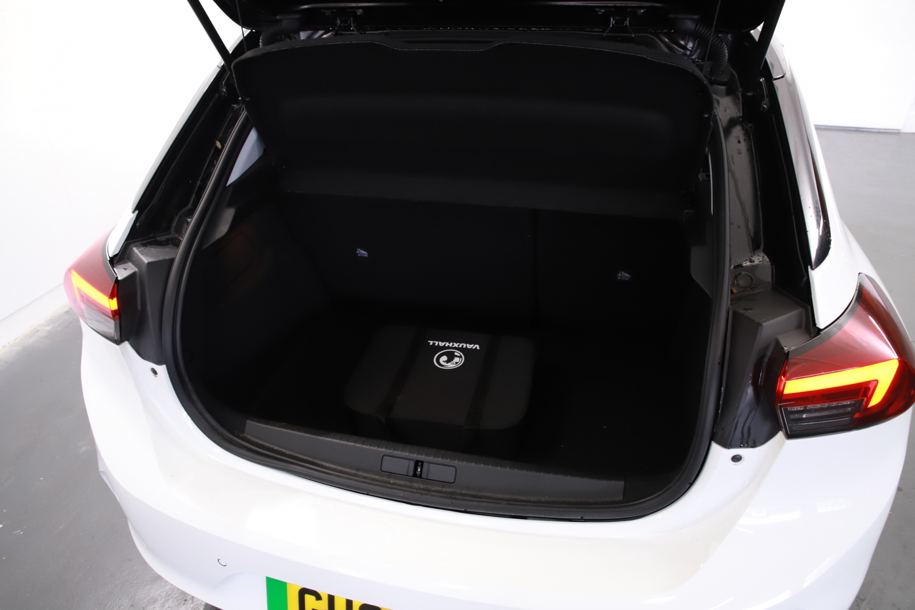 VAUXHALL CORSA ELECTRIC HATCHBACK 100kW Elite Premium 50kWh 5dr Auto [11kWCh]